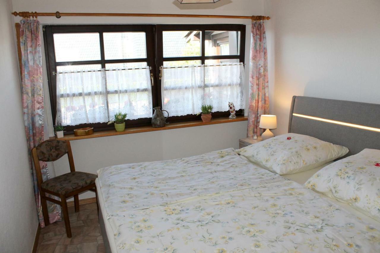 Ferienwohnung Bei Inge Und Heinz Konz Esterno foto